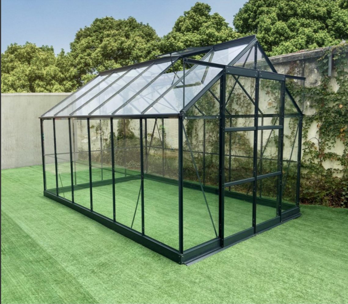 Sunshine Garden Room