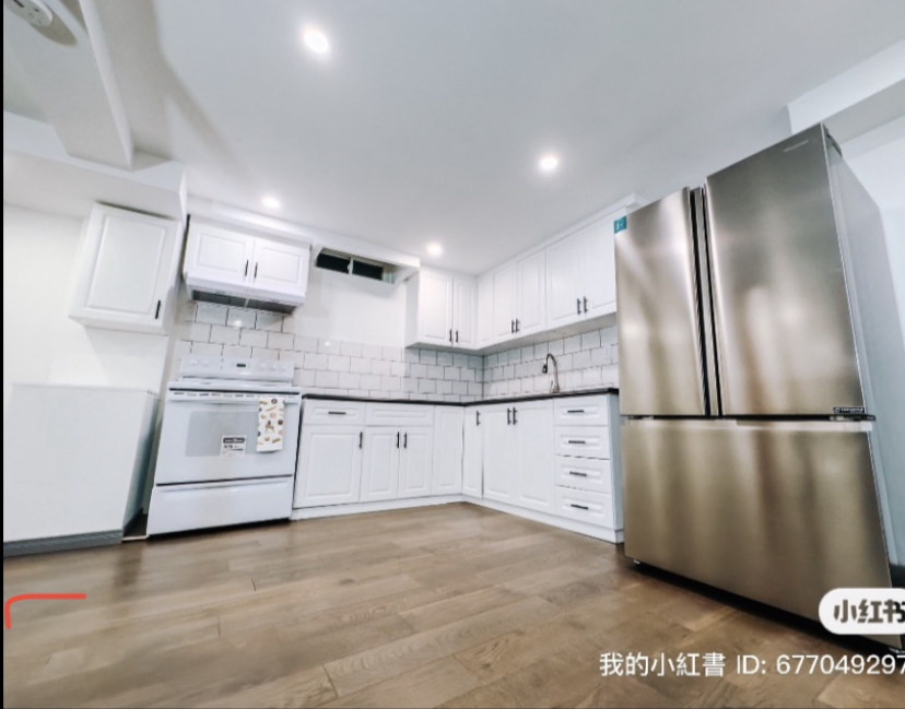 Detached house, basement, 2 bedrooms, 2 living rooms, 1 parking space